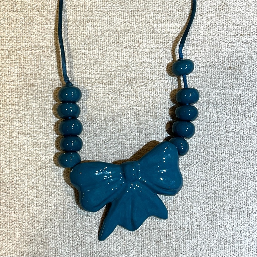 Beaded Bow Pendant Necklace